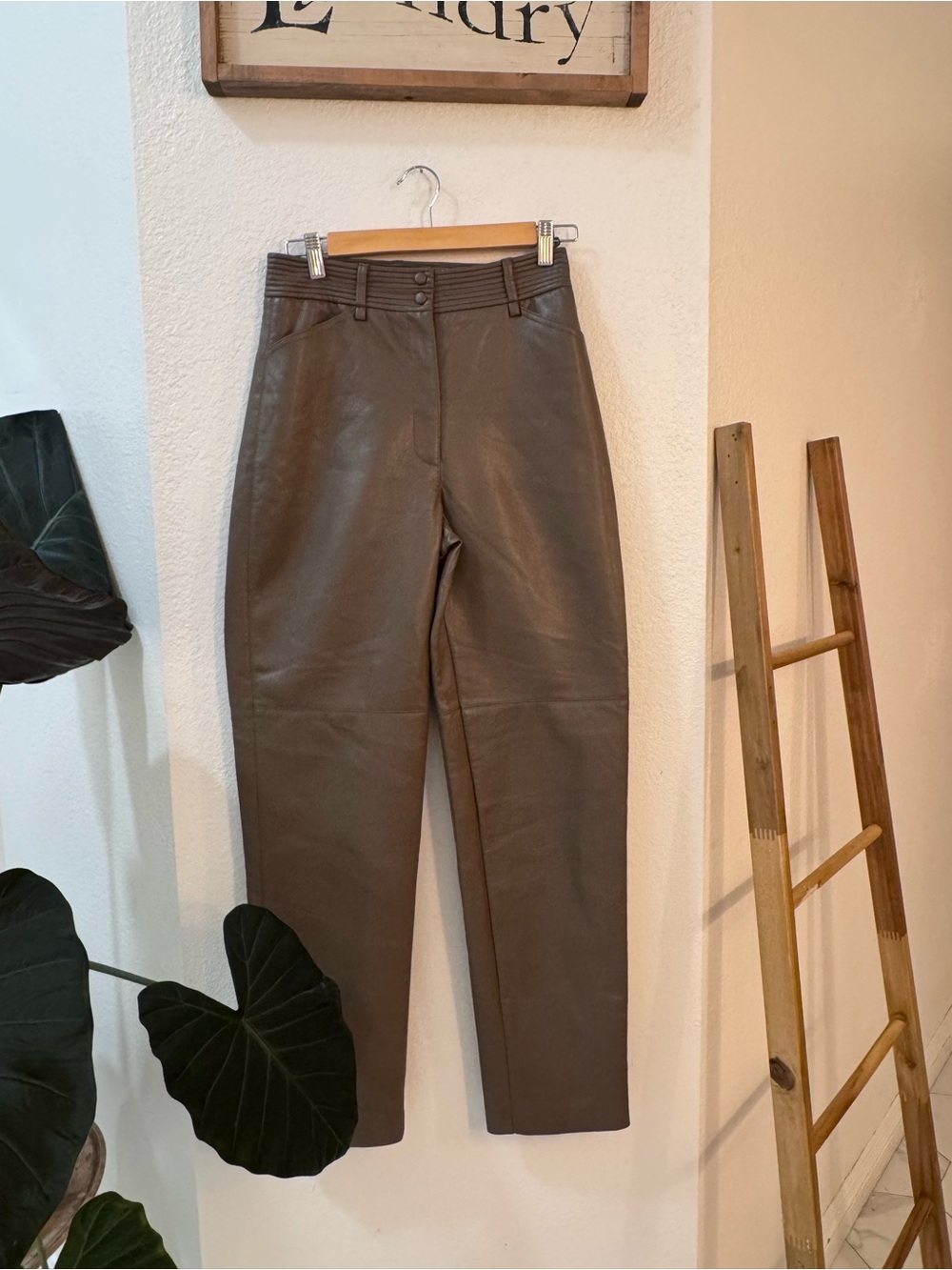 Aritzia Wilfred Brown Vegan Leather-Look Pants High Rise Tapered Leg